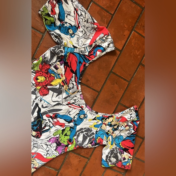 Marvel mini dress. Sz M, stretchy, cute - Picture 3 of 5